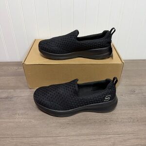 Black Slip-On Sneakers
